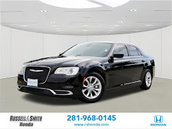2022 Chrysler 300 Touring
