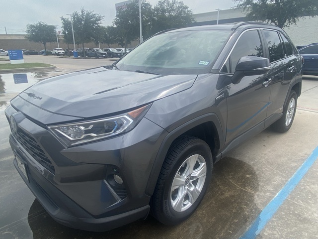 2021 Toyota RAV4 Hybrid XLE
