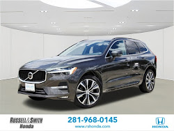 2022 Volvo XC60 B5 Momentum